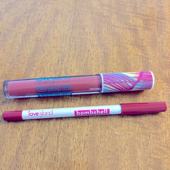 Love Island x Makeup Revolution Bundle - Picture 3 of 3